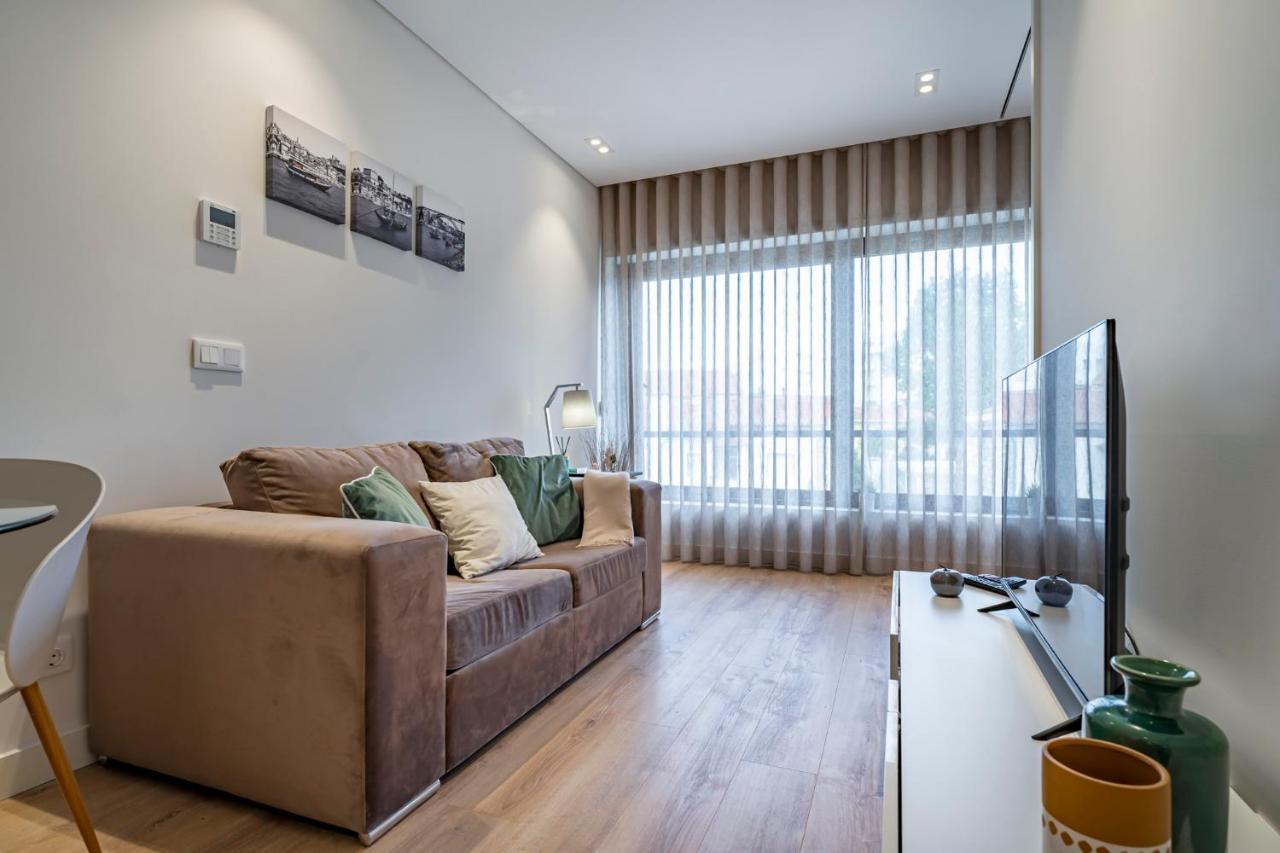Апартаменты Antas Park Flat With Pool Порту Экстерьер фото